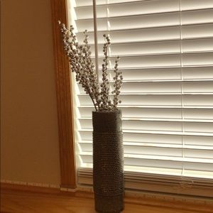 Silver plant fixture with gray vase